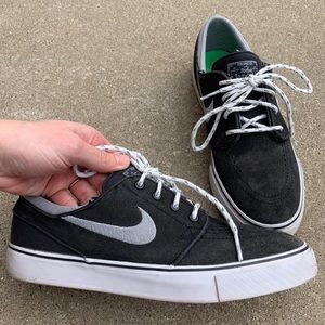 SB Nike - Grey - W8.5/M7